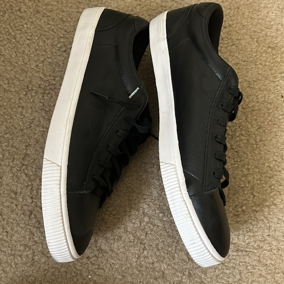 Men’s track lte TOMS - great condition - Picture 4 of 7